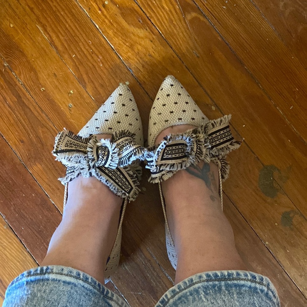 Rothy’s Tuxedo Bow Flats